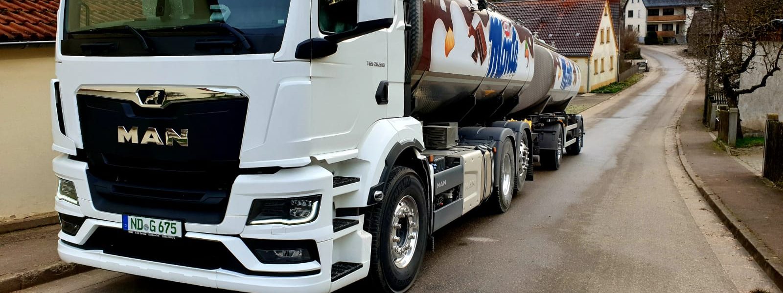 MAN Milchsammelfahrzeug der Firma Golder Transporte